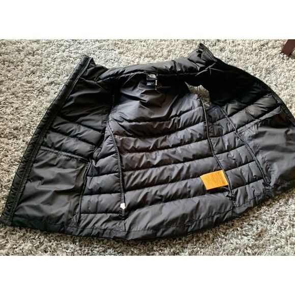 The North Face Aconcagua 3 Black Down Puffer VEST JACKET Women’s S $160 - Picture 9 of 9